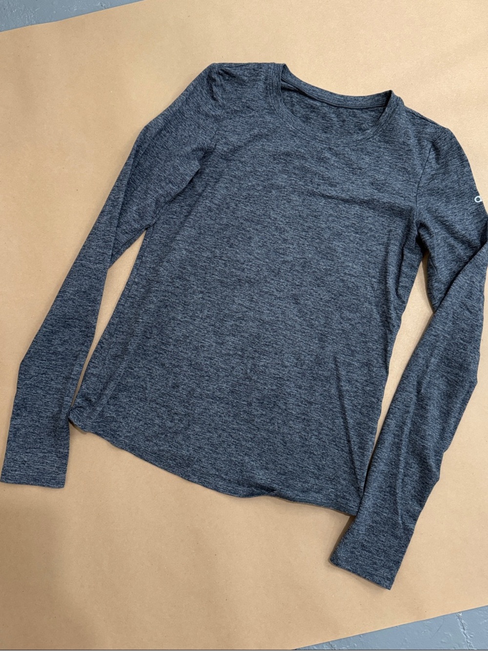 Classic Women's Long-Sleeve Crewneck Top — Charcoal Gray